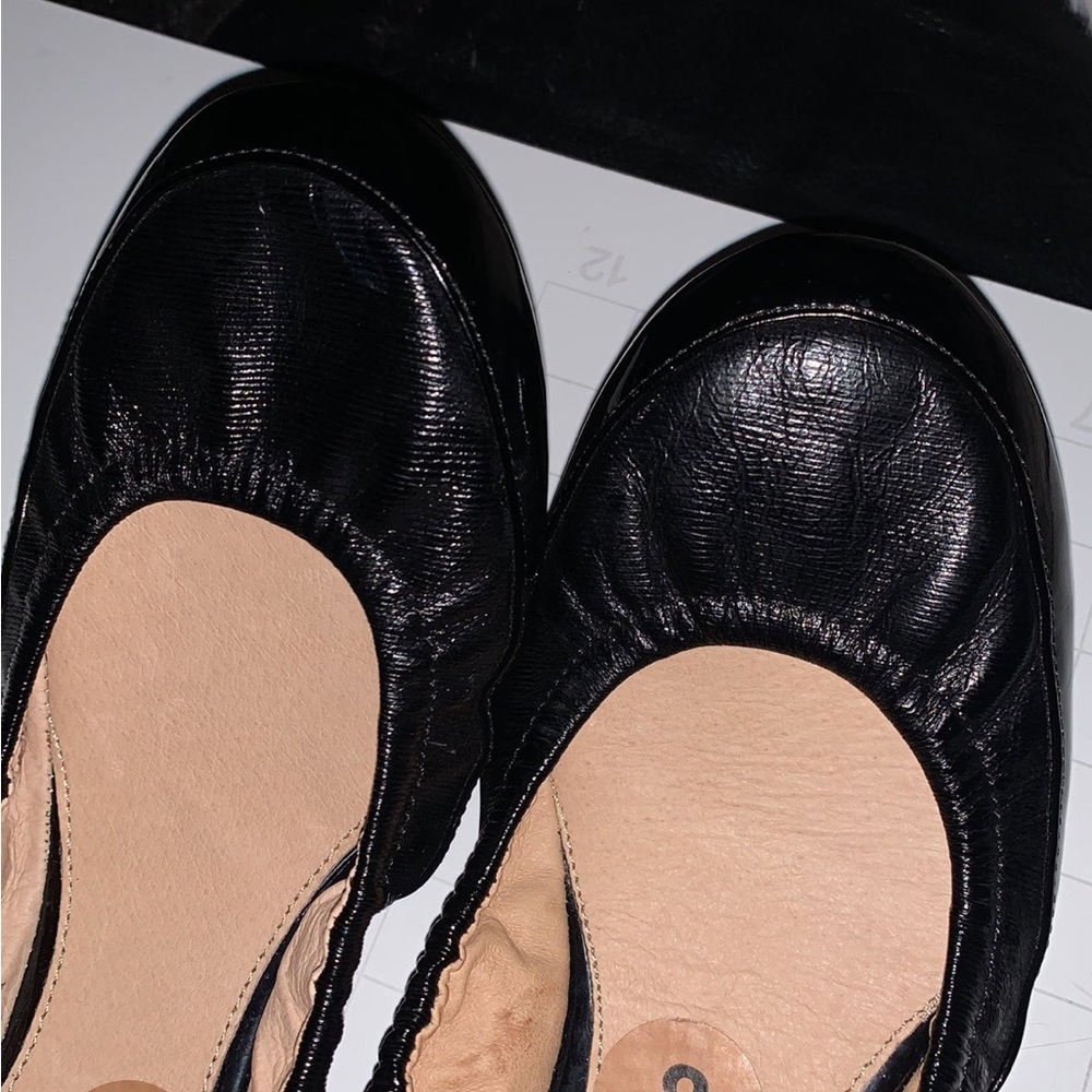 Black Women's Ballet Flats - Picture 4 of 7